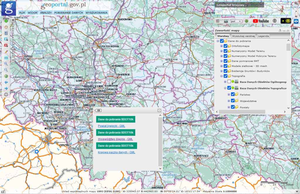 Ilustracja przedstawia sposób pobierania danych z portalu geoportal.gov.pl